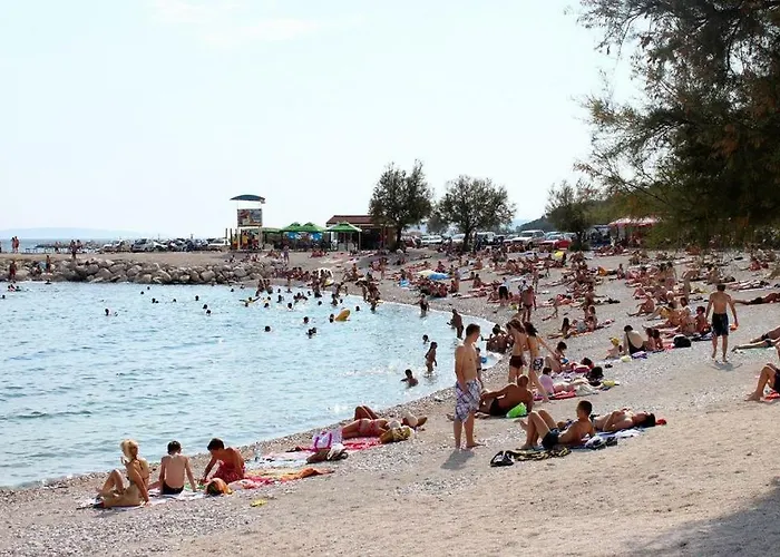 Апартаменти Luka *