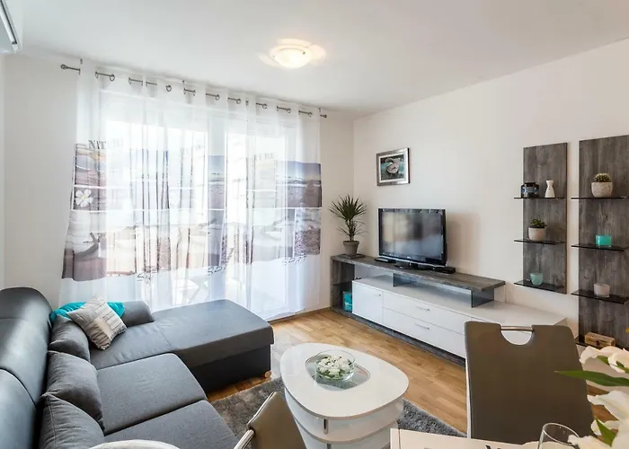 Luka Апартаменти *